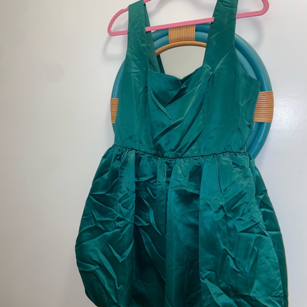Lulu’s Emerald Green Bubble Dress